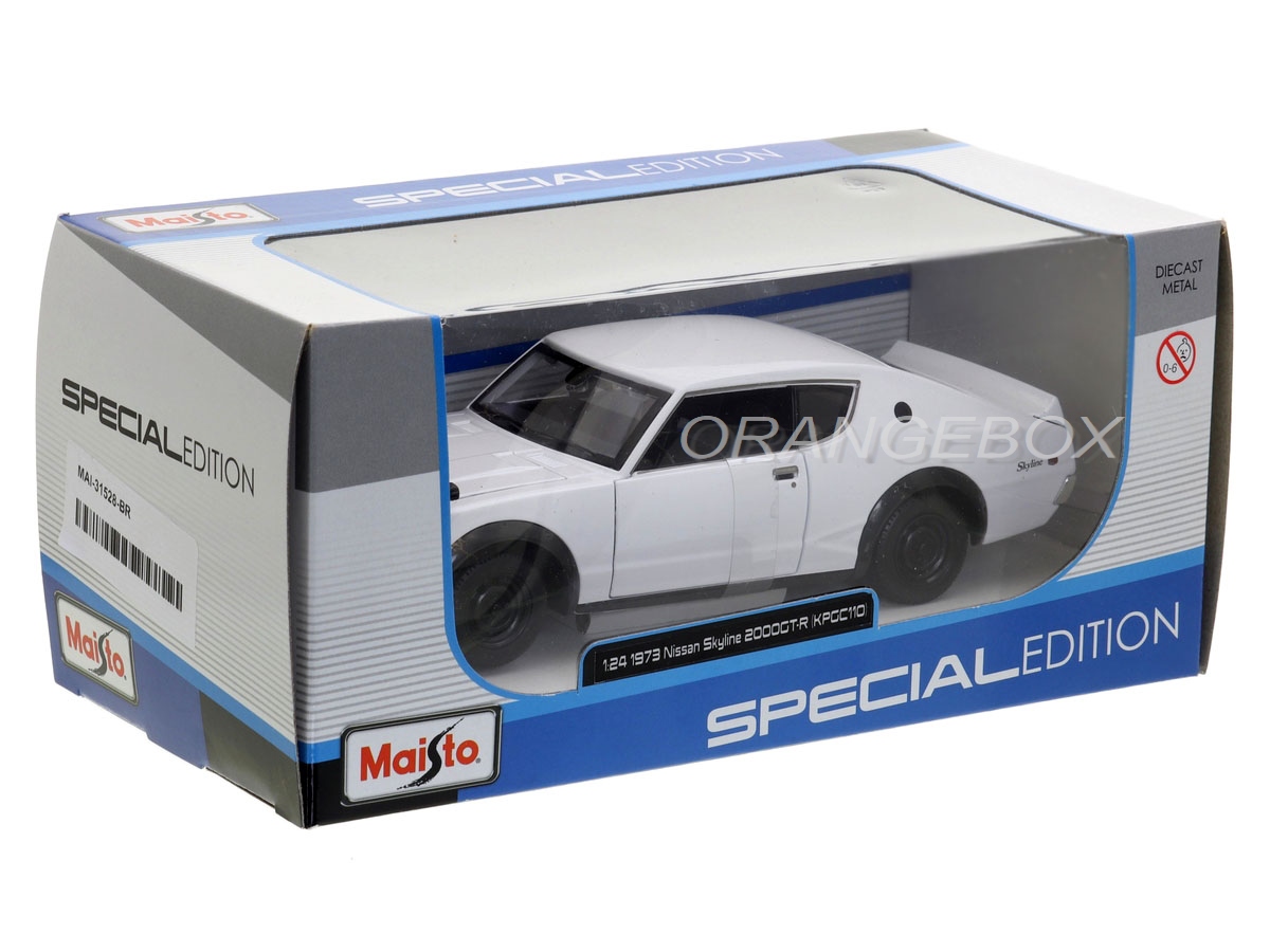 Nissan Skyline 2000GT-R (KPGC110) 1973 1:24 Maisto Branco
